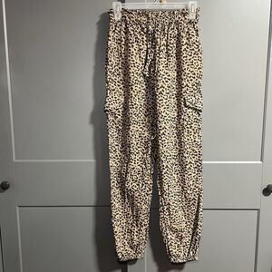 Aerie Cheetah Leopard Print Tapered Cargo Joggers Elastic Waist Brown XS Lounge
